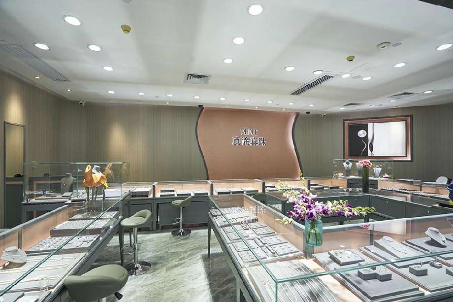 56平米珠寶首飾店設(shè)計效果圖
