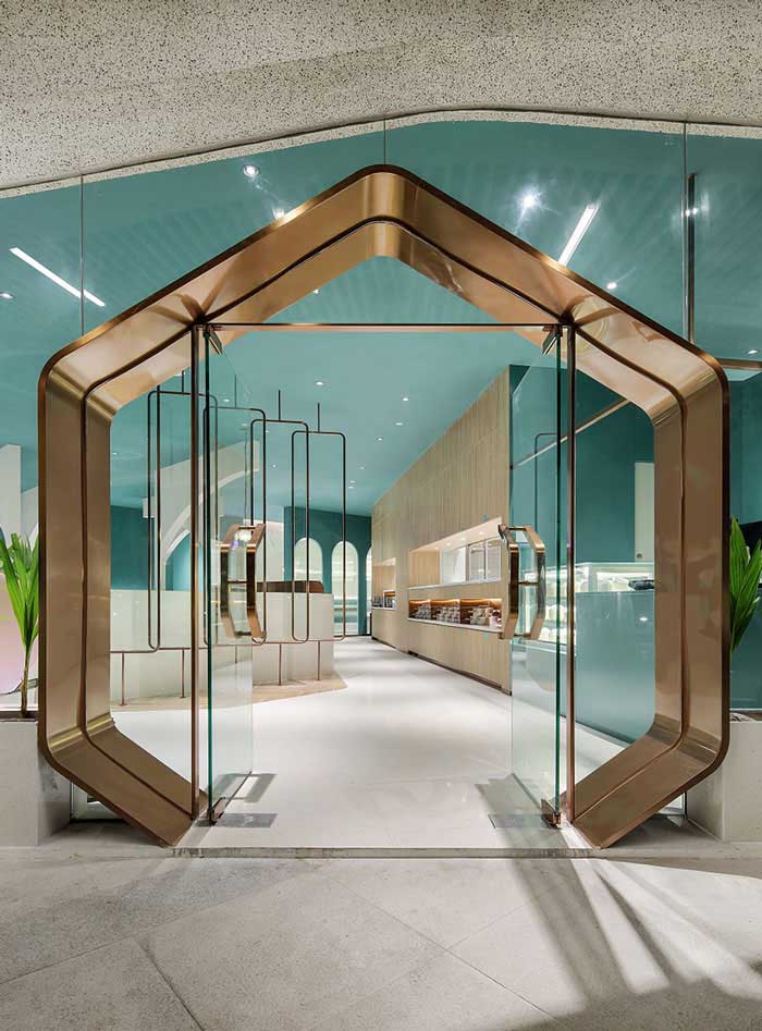 300平米鄭州主題餐廳設(shè)計效果圖