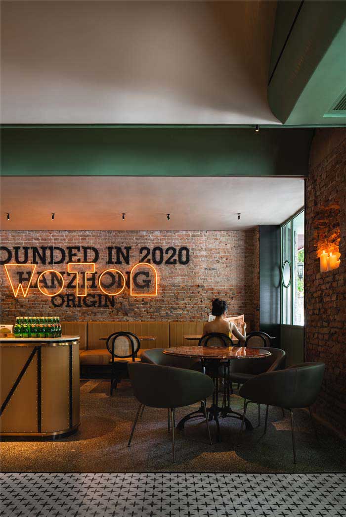 180平米鄭州酒吧+簡餐設(shè)計效果圖