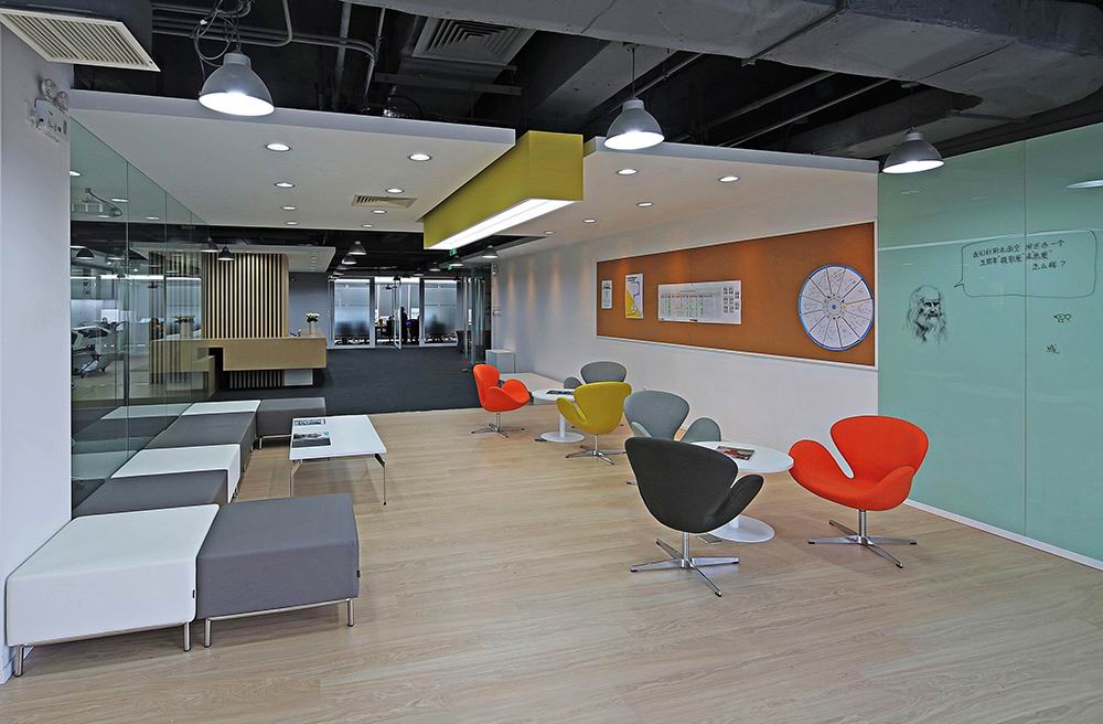 240平米辦公室裝修設(shè)計(jì)效果圖