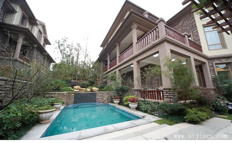 簡單自然的新中式風(fēng)格別墅外觀裝修效果圖